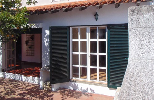 Setubal Villa | House of St. Theresa