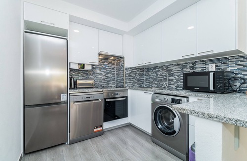 Ameijeira Apartment | Iberlagos 226: Dona Ana Beach | Location