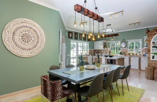 Meia Praia Villa | Idyllic Algarve Retreat with Pool and Mini-golf