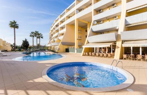 Albardeira Apartment | IM On Meia Praia Terrasse