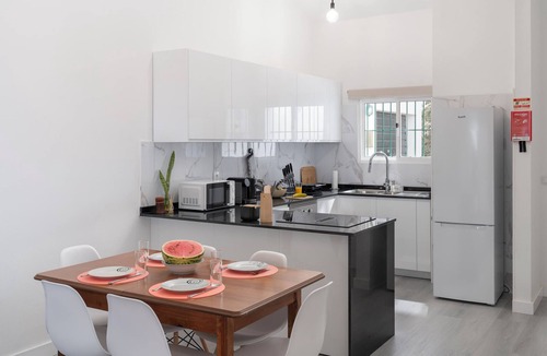 Vila Baleira House | In a quiet area in Porto Santo - Casa Areia Dourada