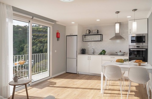 Canhas Apartment | In south-west Madeira, Casas ao Sol - Bordado