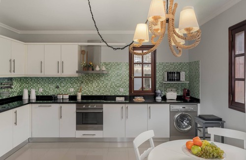 Sao Vicente House | In the countryside, with barbecue, Casa do Rosário