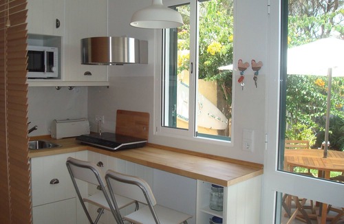 Vila Baleira Apartment | in Vila Baleira mit Garten by Interhome