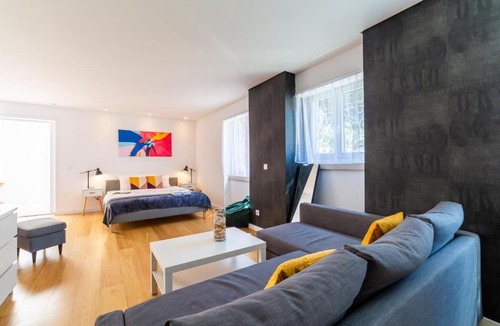 Sao Jose House | Industrial Lisbon Apartment