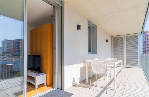 Vila Nova de Gaia Apartment | Infante Studio w/Parking by LovelyStay