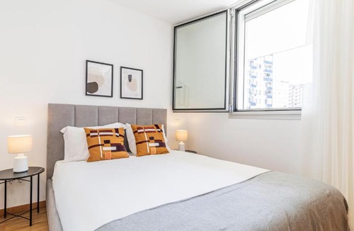Vila Nova de Gaia Apartment | Infante Studio w Parking by LovelyStay