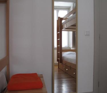 Santa Maria Maior Hostel | Inn Possible Lisbon Hostel