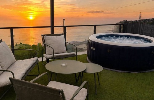 Tabua House | Isa's Pier View House
