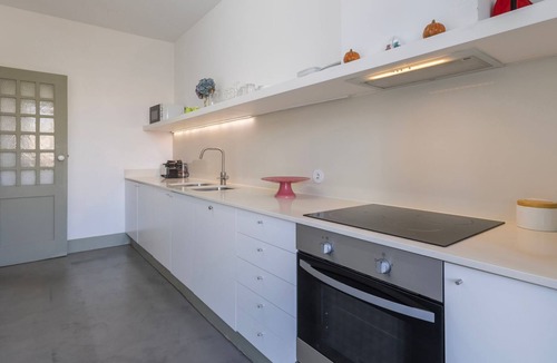 Belem Apartment | Jardim do Embaixador 3BDR Apartment by LovelyStay