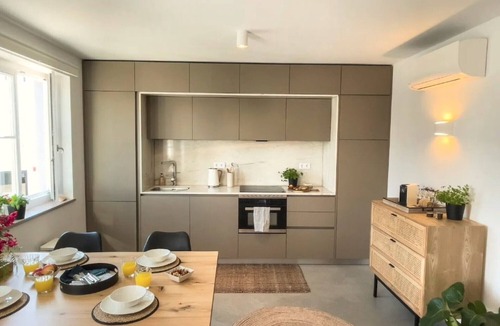 Tavira Villa | Jasmine House Holiday Apartment with 2 Private Terraces & Wi-Fi