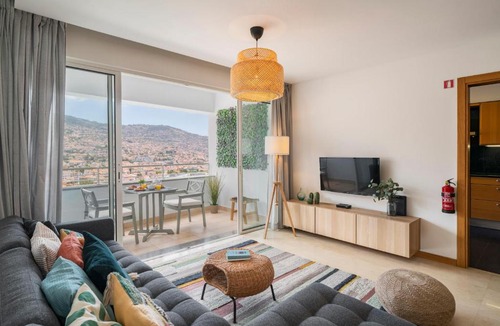Se Apartment | Jasmineiro I by An Island Apart