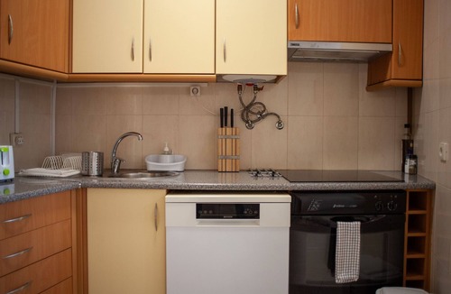 Cova da Piedade Apartment | Just4u Wohnung 2 mit AC in der Nähe von Lissabon und Strand by Interhome