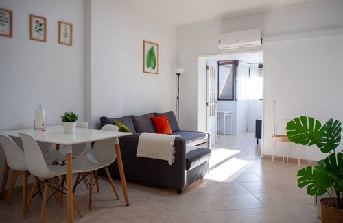 Cova da Piedade Apartment | Just4u Wohnung 2 mit AC in der Nähe von Lissabon und Strand by Interhome