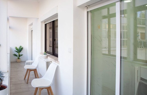Cova da Piedade Apartment | Just4u Wohnung mit AC in der Nähe von Lissabon und Strand by Interhome
