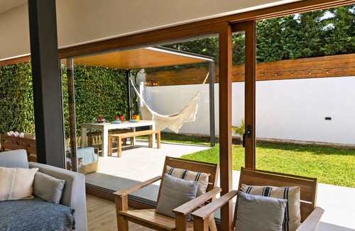 Cascais Villa | Juzo Trendy Villa - New Villa in Cascais