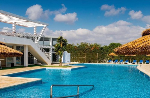 Patio Apartment | Kai 3 Studio, Balcony, AC, Swimming Pool!New!