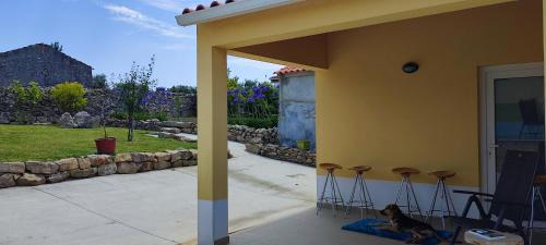 Alcobaca Bed & Breakfast | Kyrios Lounge 2p Studio with use of private pool