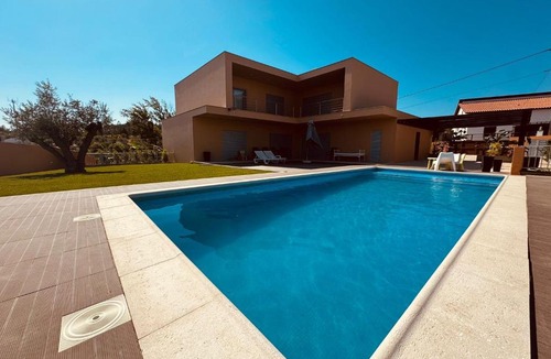 Capelas Villa | L'École Villa Nature