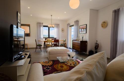 Ferro House | Laje da Bica Agroturismo