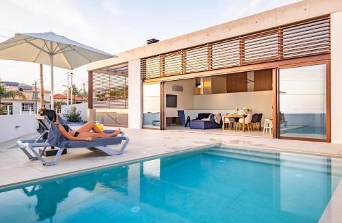 Estreito da Calheta Villa | Lake House