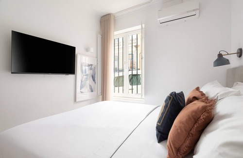Santos Bed & Breakfast | Lapa Diplomatic Suite 0.6 by Feel Lisboa