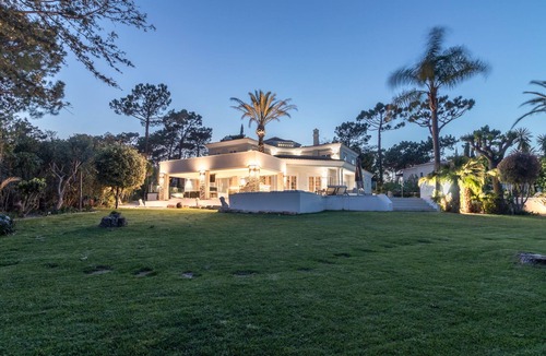 Almancil Villa | Large elegant Villa overlooking Golf Course with large outdoor BBQ and Pool area
