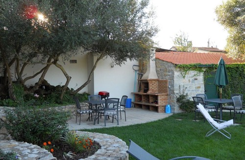 Cumeeira Apartment | Large High Specification Ground Floor Apartment, With Swimming Pool And Gardens