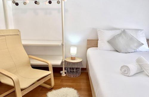 Sao Bernardino House | Large house near beaches & surf