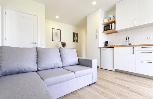 Old Town Apartment | Largo da Estação with Balcony by Sé Apartamentos