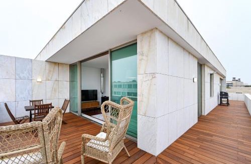 Leca da Palmeira Apartment | Leça Front Beach Luxury Penthouse