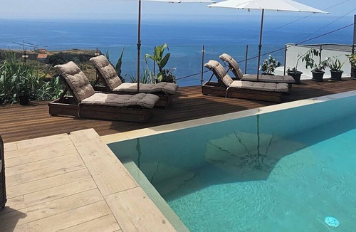 Lombo do Doutor House | Les Terrasses Suites