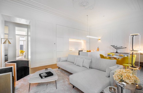 Sao Jose Apartment | Liberdade Deluxe Apartment