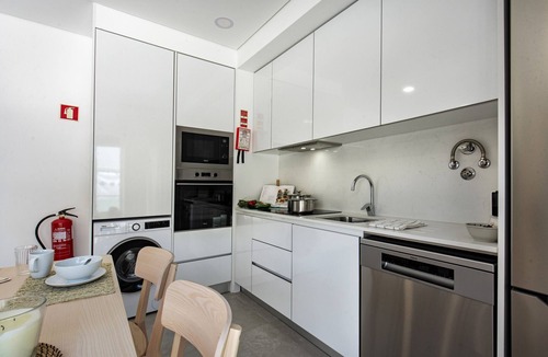 Cabanas Apartment | Light, Comfort and Prime Location