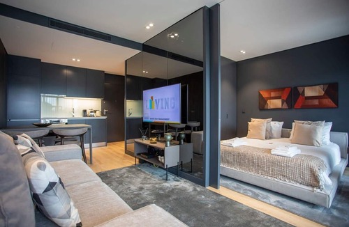 Campanha Apartment | Liiiving in Porto - Drag o Pool View