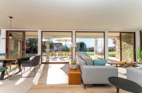 Ponte de Lima Villa | Lima View Villa - House with pool and garden