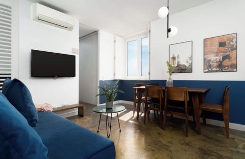Alfama Apartment | Limehome Lisbon Calçada do Cardeal