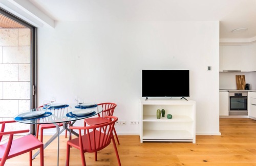 Sao Sebastiao da Pedreira Apartment | Lisbon 20 Modern Flat