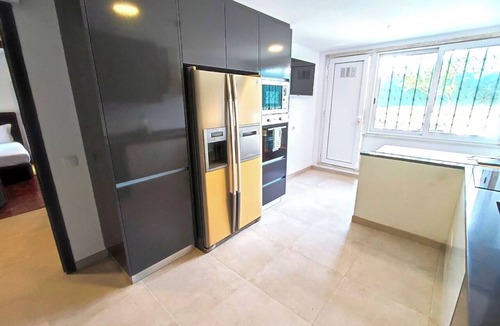 Olivais Apartment | Lisbon Airport GuestHouse Gal – Twin Bedroom