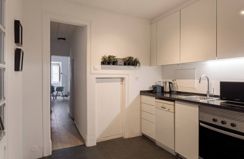 Merces Apartment | Lisbon Apartment - One Bedroom Apartment, Sleeps 4