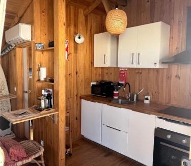 Costa de Caparica Ski Chalet | Lisbon Beach Hut - Costa Caparica