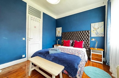 Penha de Franca House | Lisbon Blue Room