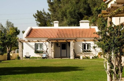 Oeiras House | Lisbon Country Villa - 2 Bedroom Vacation Home