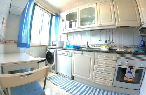 Barcarena Apartment | Lisbon, modern T2 with balcony in Barcarena