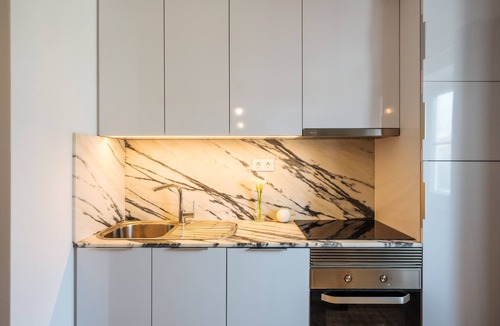 Pena Apartment | Lisbon Skyline Apartment by Misha's Place (5E)