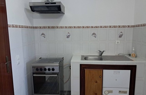 Praia da Vitoria House | Little Fountains House