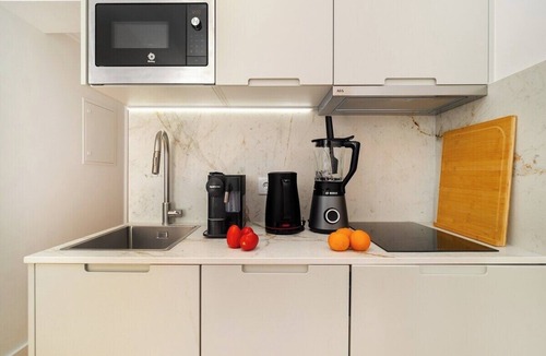 Encarnacao Apartment | Live Like a Local in Vibrant Bairro Alto