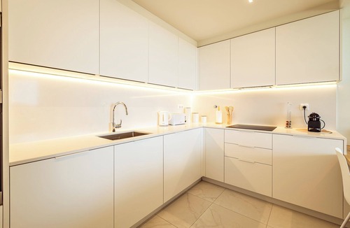 Armacao de Pera Apartment | Located in Armação de Pêra, Bayline Beachfront Living is a luxury private gated condominium with security service and an exclusive beachfront lifestyle.