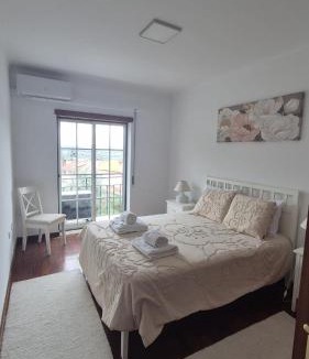 Lousa Apartment | Lousã's Brown & White