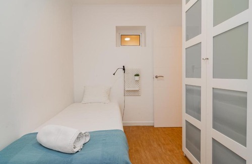 Santa Engracia Apartment | Lovely & Bright Family Flat W/Patio